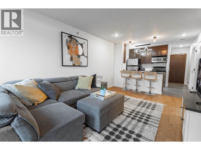 688 Abbott St Unit 1003