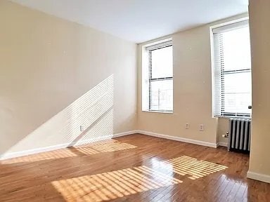 Photo - 864 Troy Ave Unit 2B