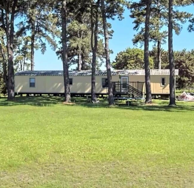 Building Photo - 22718 Stockdick School Rd Rental