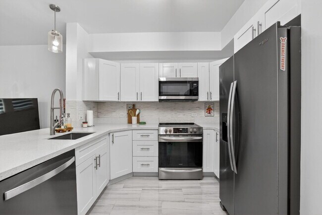 Photo - 533 NE 3rd Ave Unidad 138