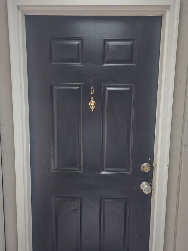 Photo - 420 Pendleton St Unit 420 D Pendleton St