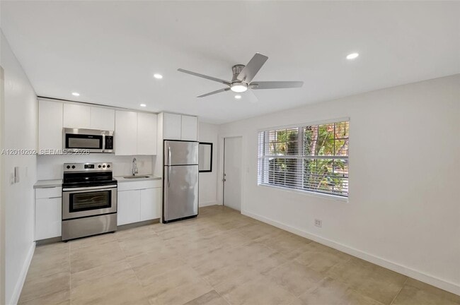 Photo - 345 Michigan Ave Unit 23