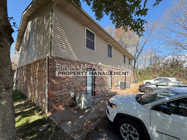 Building Photo - 4820 Scheel Rd Unit 31