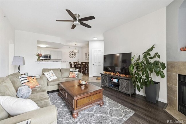 Photo - Blackhawk - Englewood Unit 9-204