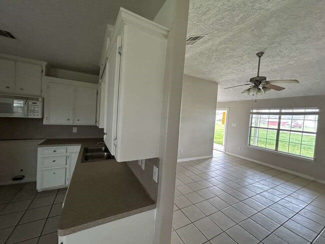 Photo - 3 John Kay Rd