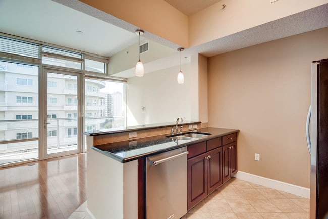 Photo - 101 Eola Condominiums