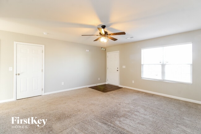Photo - 151 Bedrock Ct
