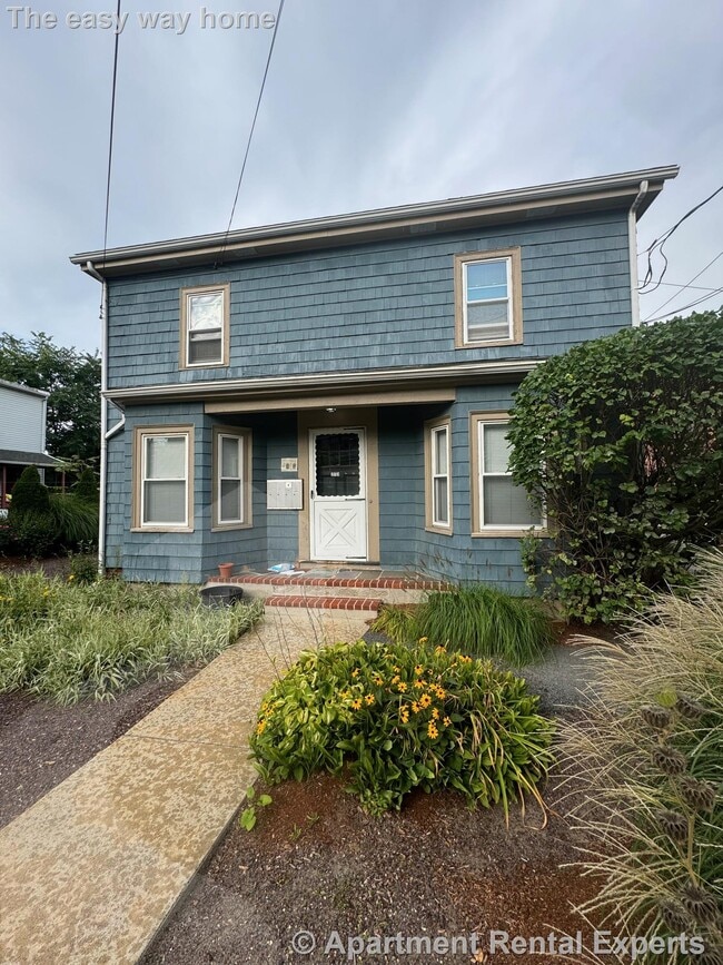 Building Photo - 213 Beacon St Unit #4