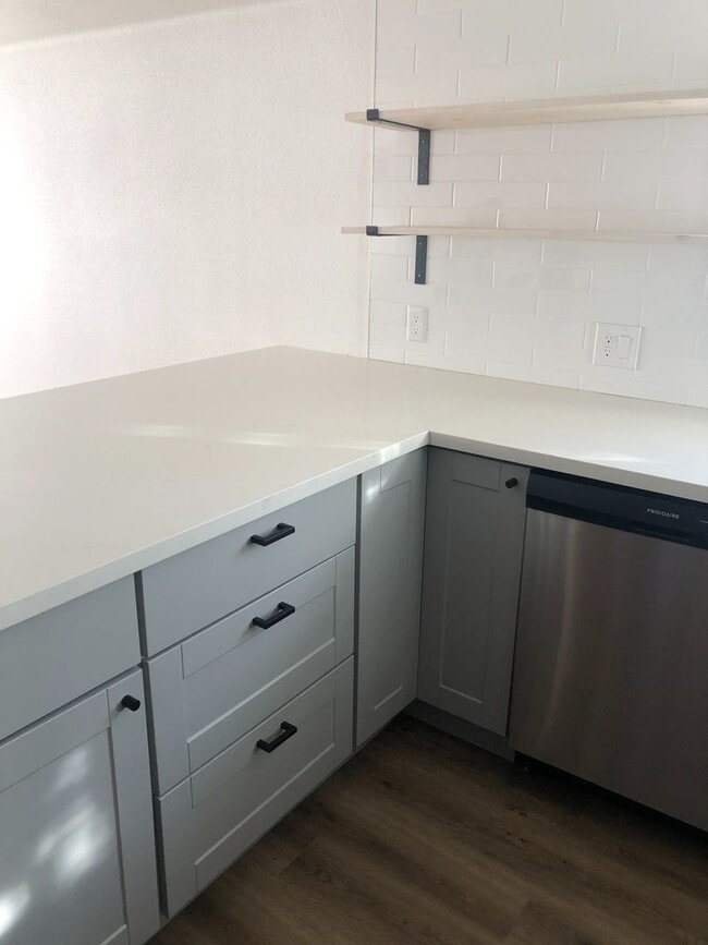 Photo - CUTE 3 BED/ 1 BATH - WON'T LAST!!!!!