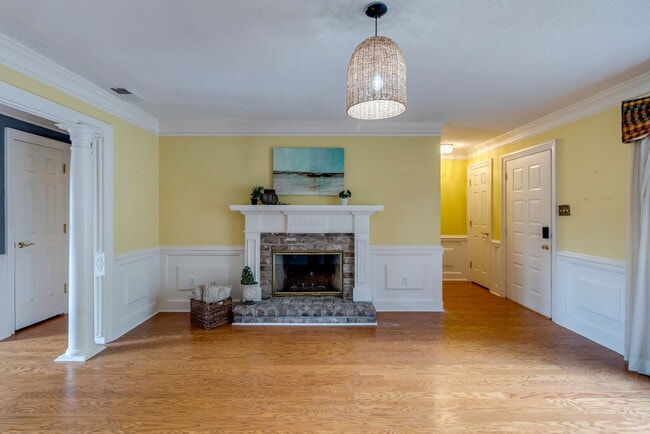 Photo - Conveniently located in midtown Savannah