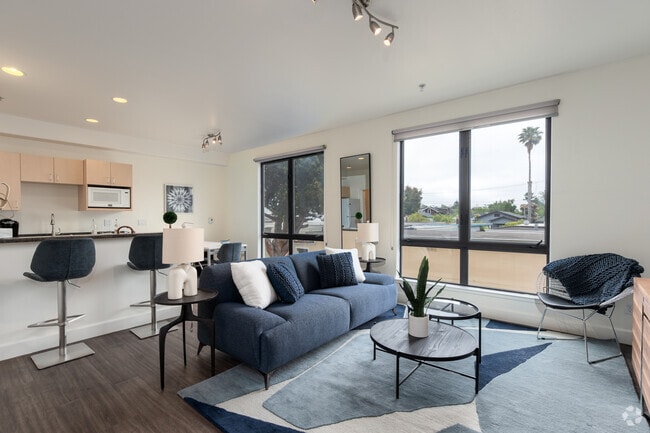 2BR, 2.5BA - 1076SF