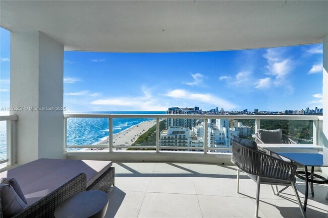 Building Photo - 4201 Collins Ave Unit 2101