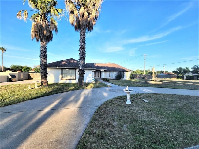 Building Photo - 301 Quail Creek Dr Rental