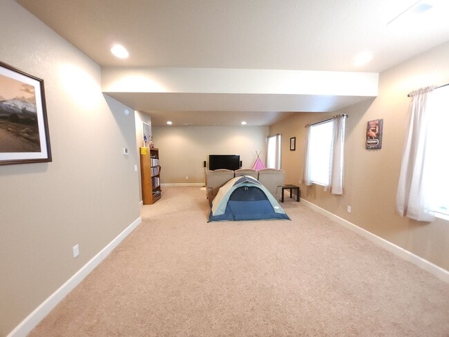 Photo - 8392 Longleaf Ln