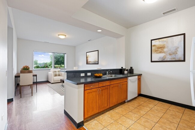 Photo - Park Boulevard 2B