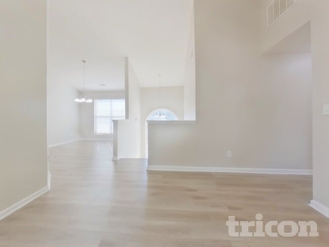 Photo - 6467 Gina Agha Cir