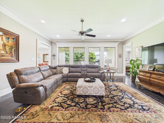 Photo - 130 Dove Cir