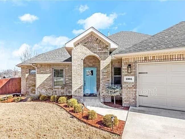 Photo - 1901 Woodhause Cir