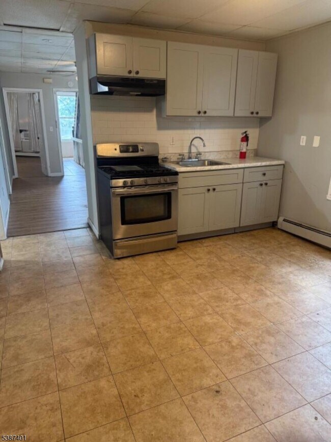 Photo - 85 Holsman St Apartamento