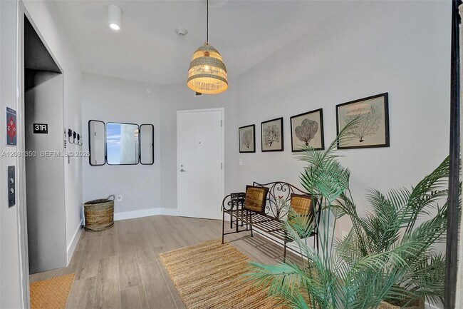 Photo - 16385 Biscayne Blvd Unidad 3107