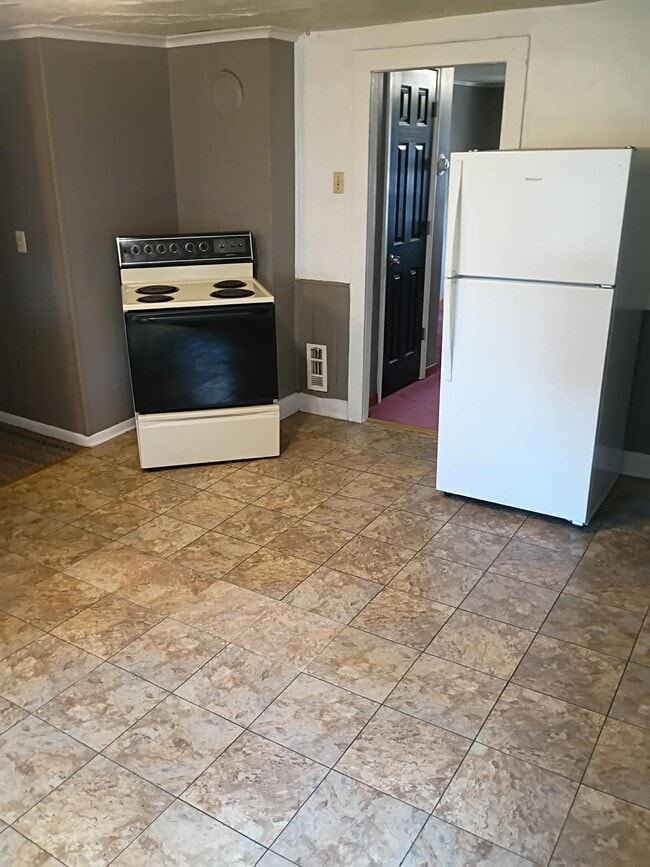 Photo - 1610 Poplar St