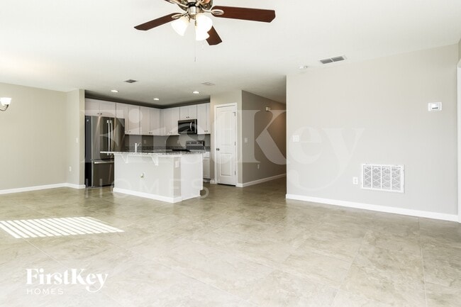 Photo - 453 Earhart Dr