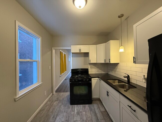 Photo - 351 Westminster St