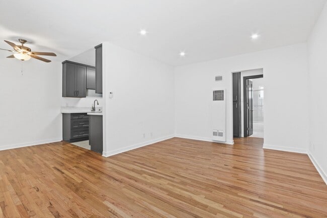 Photo - 844 5th St Unidad E