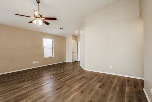 Photo - 5116 W T Ryan Ln