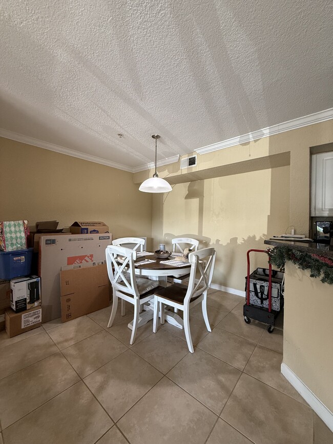Photo - 800 Boardwalk Dr