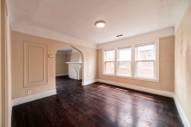17195 Northlawn St Unit 2 Upper- V 5/1/26 (T)