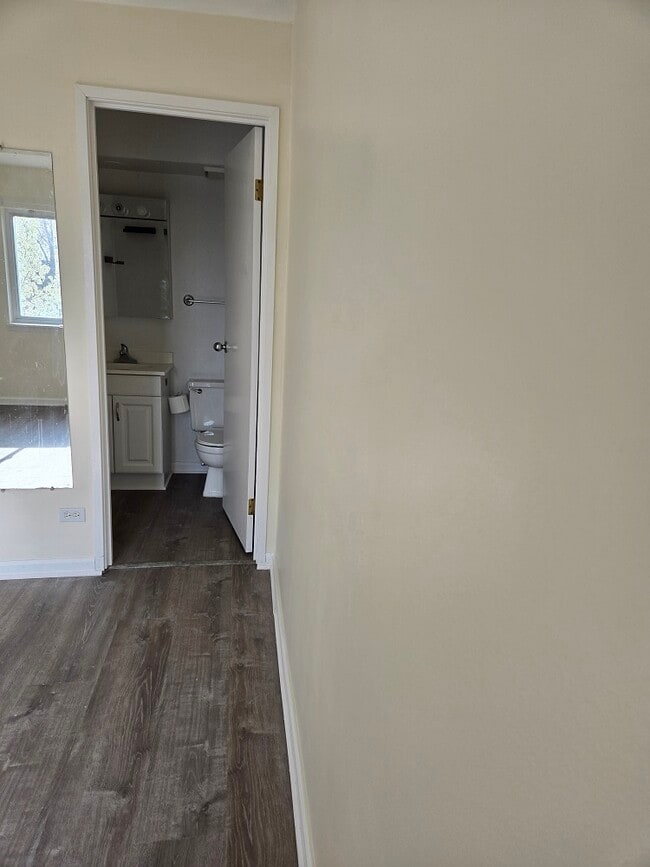 Photo - 925 Casey Ct Unit 5