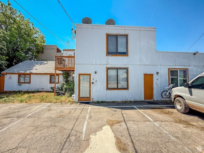Building Photo - 3674 S State St Rental