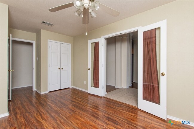 Photo - 301 Buckskin Trail