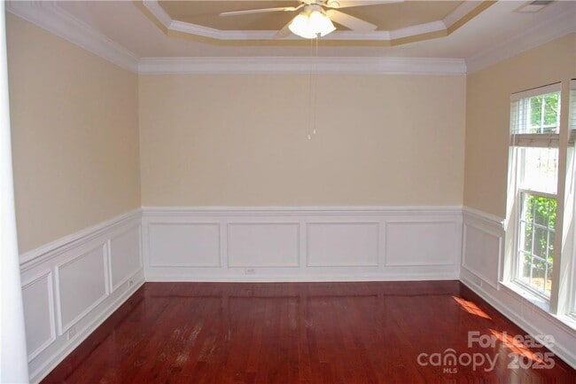 Photo - 8339 Viewpoint Lane