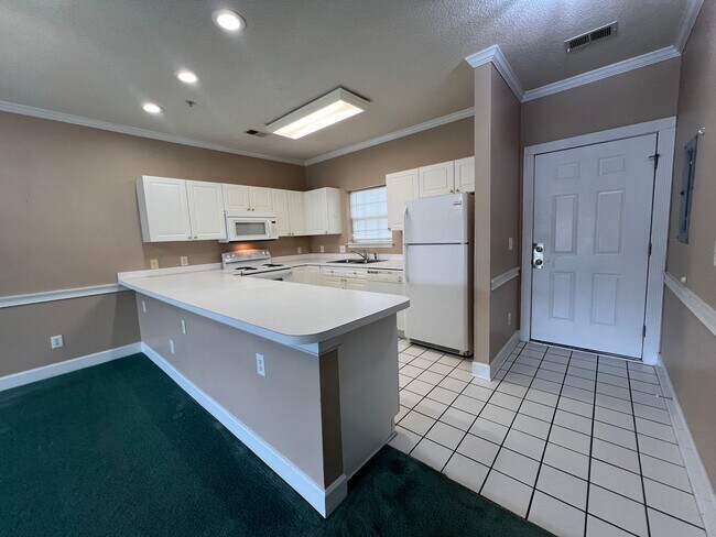 Photo - Myrtle Beach - 2 Bedroom / 2 Bathroom Condo Unit 204