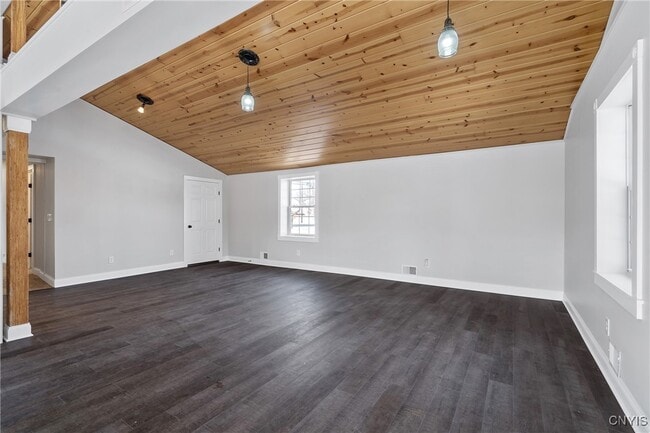 Photo - 201 Highbridge St