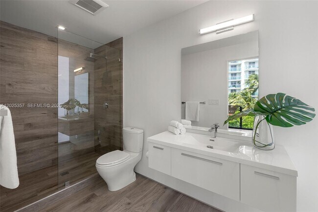Photo - Bay Road, Miami Beach, FL 33139 - 3 BR 3.5 BA townhouse