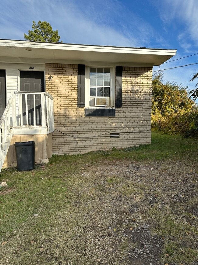 Photo - Franklin St. Duplex Unidad 309 Franklin St.