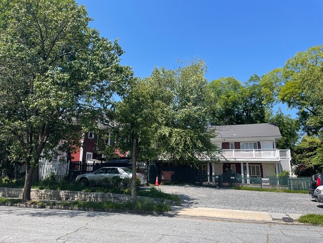 Photo - 1001 Magnolia St Unit 1