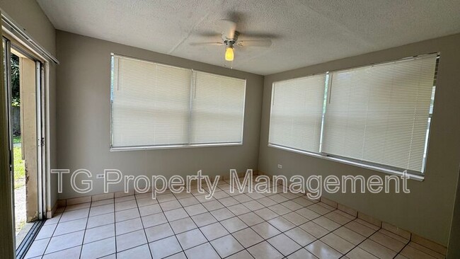 Photo - 6536 Anvers Blvd S