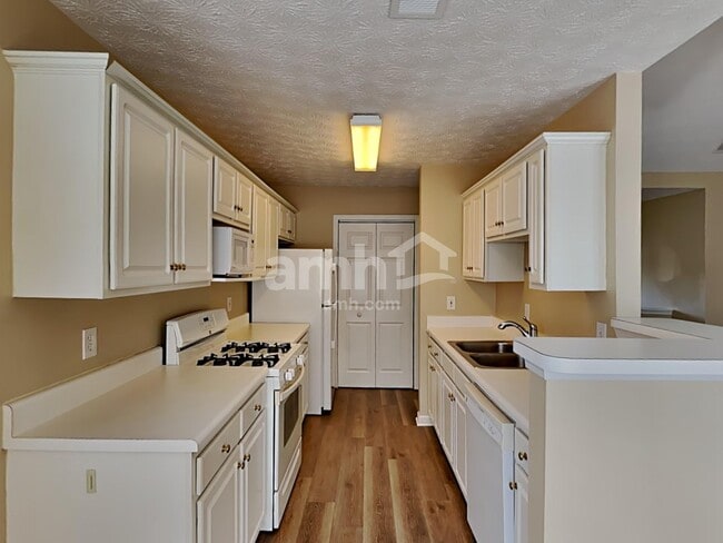 Photo - 3395 Essex Ct NW