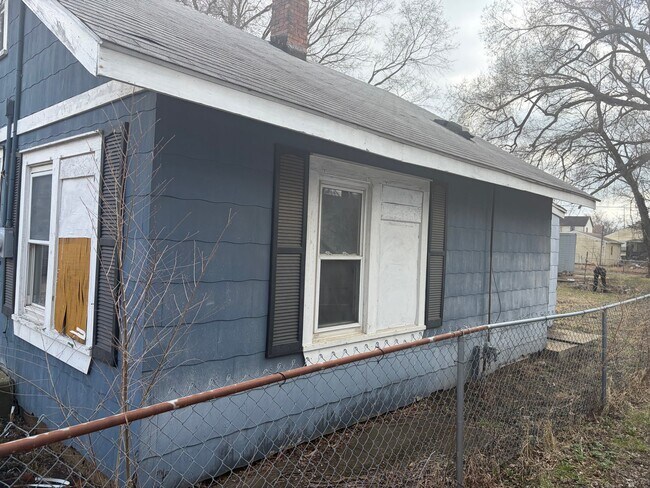 Photo - 3112 W Latrobe St