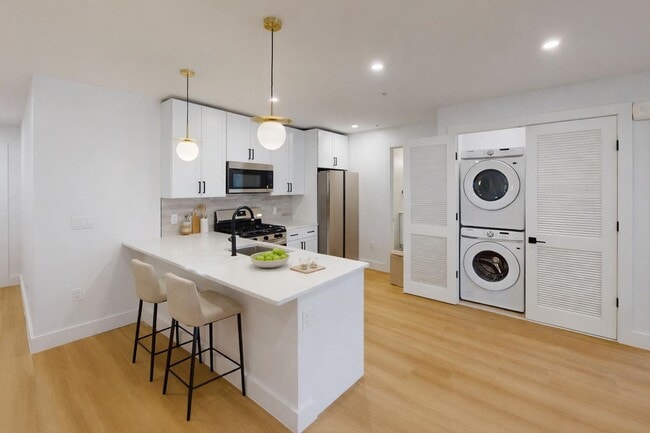 Photo - 337 Johnston Ave Unit 202