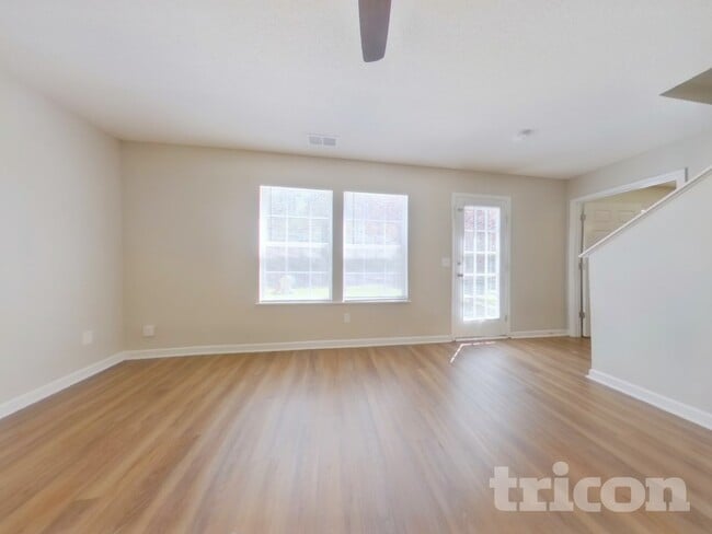 Photo - 2048 Lake Carolina Dr