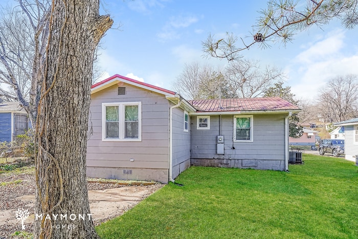 Photo - 529 Athens Ct