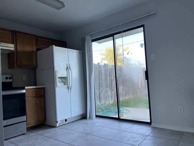 Photo - 2507 Schwald Rd