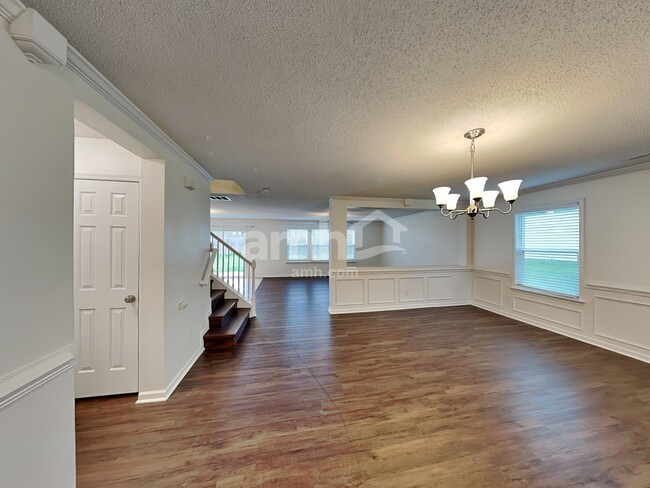 Photo - 2116 Maple Tree Ct