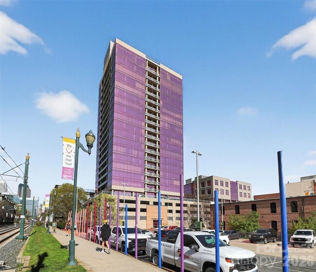 Photo - 315 Arlington Ave Unidad 705