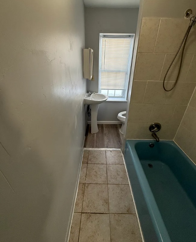 Photo - 1069 Powell St